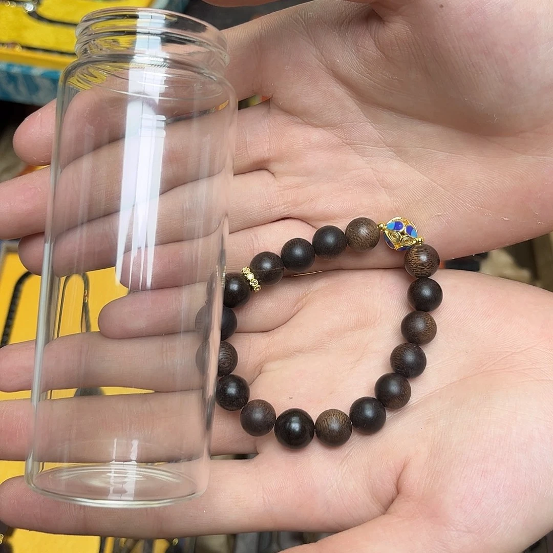 大叶紫檀（黑酸枝木类）