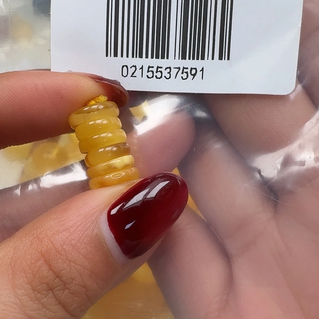 琥珀未镶嵌裸石悠悠