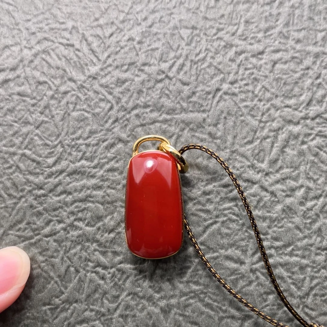 南红玛瑙18K金镶嵌配饰