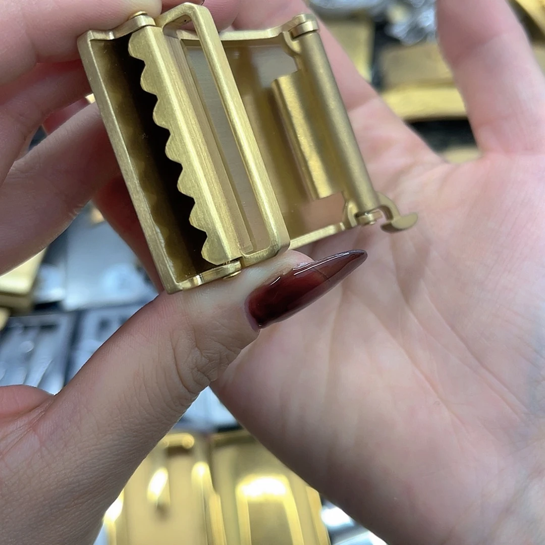 内穿无牙皮带扣自动款