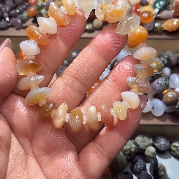 阿拉善彩玛瑙手串