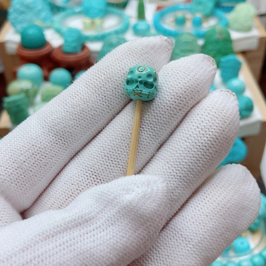 未镶嵌绿松石阿呆