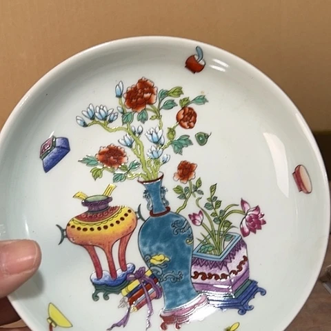 摆件景德镇瓷器鉴定