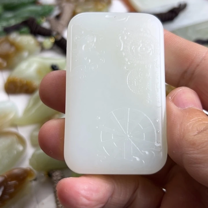 未镶嵌和田玉挂件