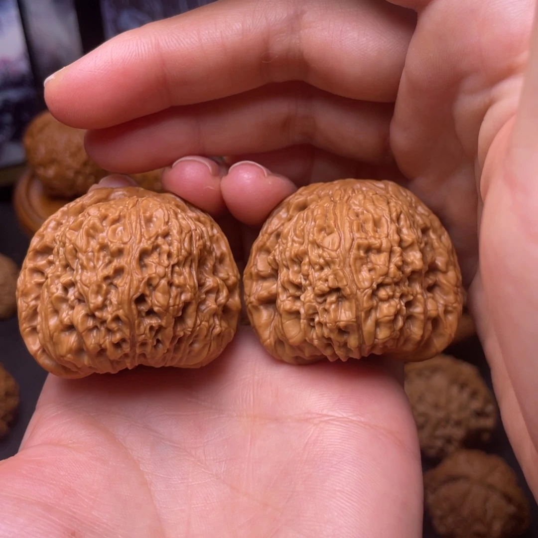 文玩核桃把件44全品南疆石