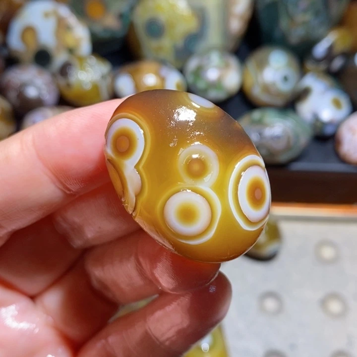 未镶嵌玛瑙/玉髓珠宝半成品30