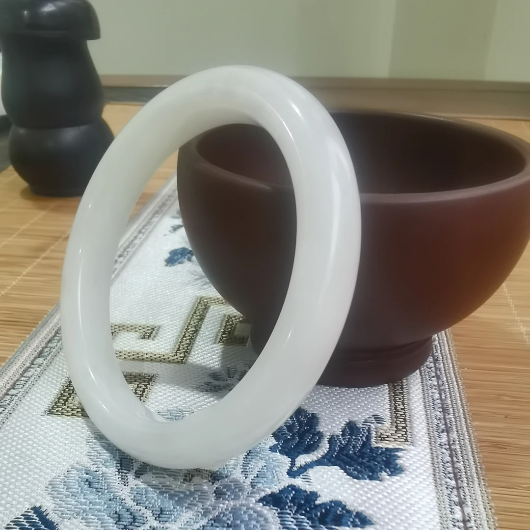 【抖音基地质检发货】和田白玉精品手镯