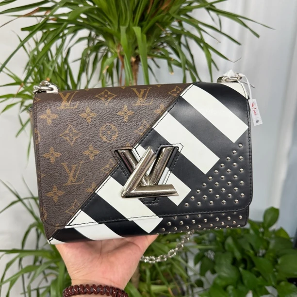 95新 LouisVuitton/路易威登 扭扭包/xys 50531