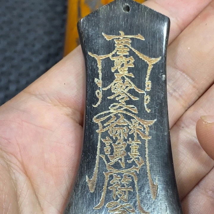 滴血莲花菩提吊坠