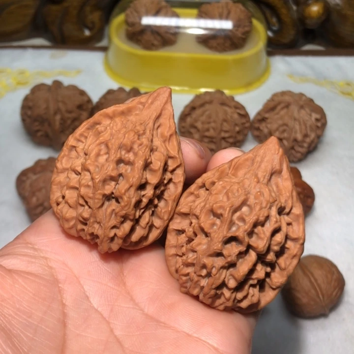 文玩核桃38野生鸭嘴