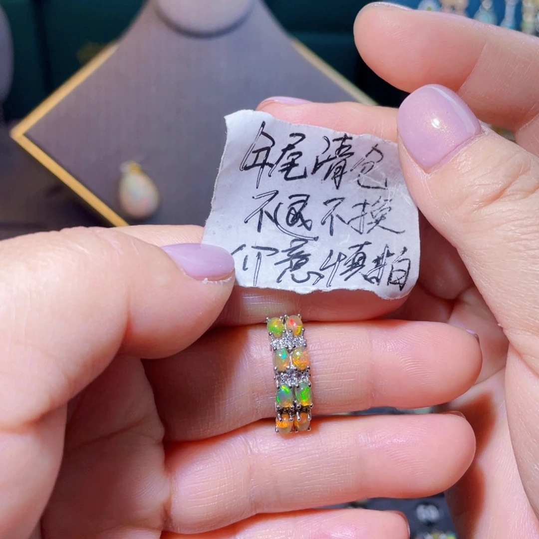 欧泊戒指〉银S925镶嵌