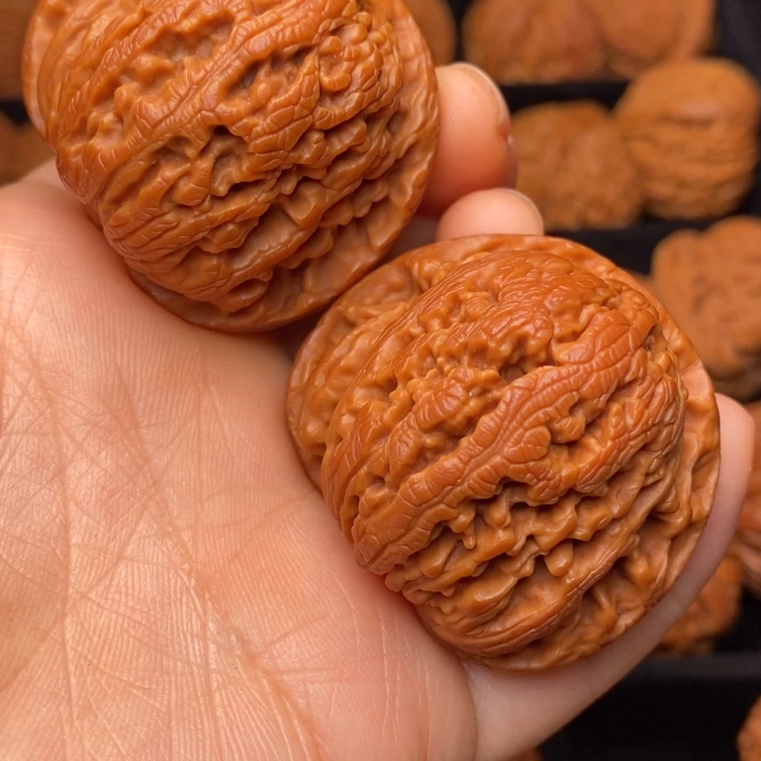 文玩核桃吊坠秦岭野生核桃