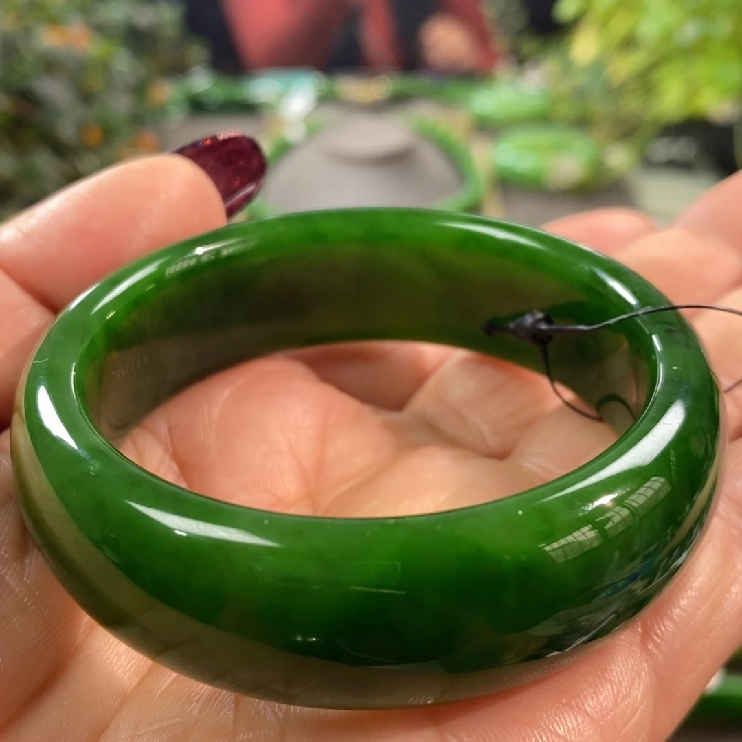 和田玉（碧玉）手镯未镶嵌