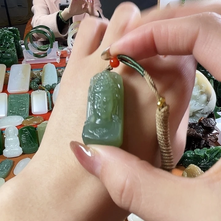 和田玉（碧玉）未镶嵌挂件