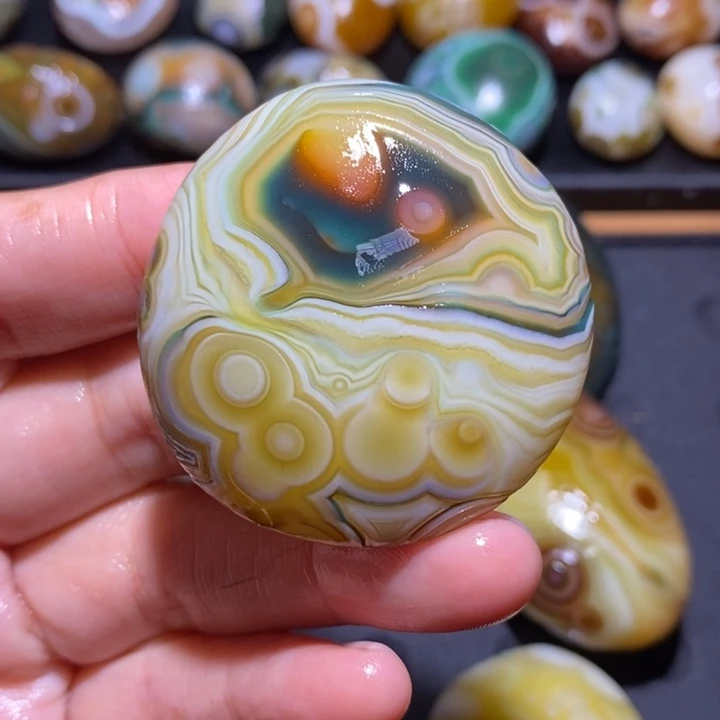 未镶嵌玛瑙/玉髓珠宝半成品106