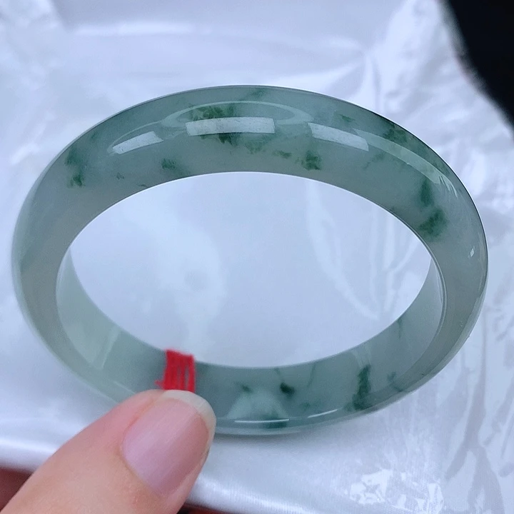 未镶嵌手镯翡翠天然