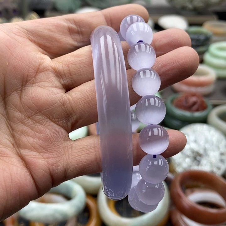 石英岩玉未镶嵌手镯猫眼一套