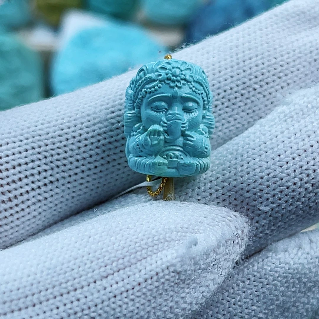 绿松石未镶嵌珠宝奇石