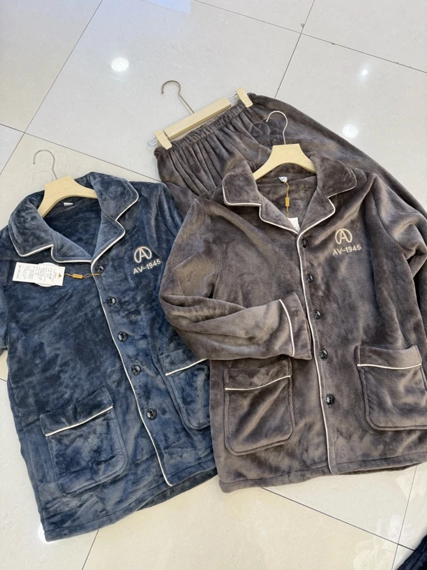 92634款冬季长袖法兰绒加厚男士睡衣套装宽松大码家居服