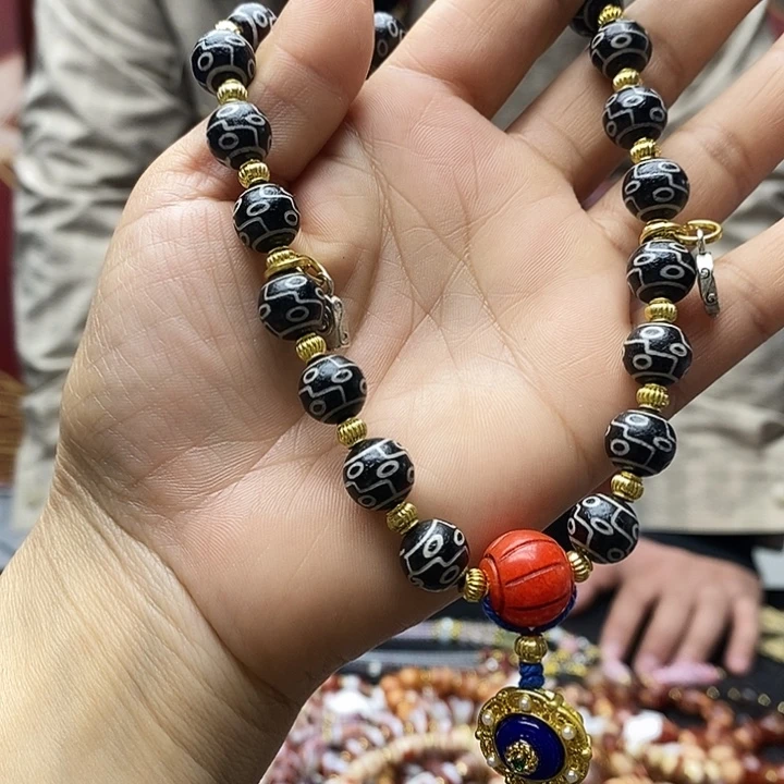 玛瑙/玉髓合金颈饰