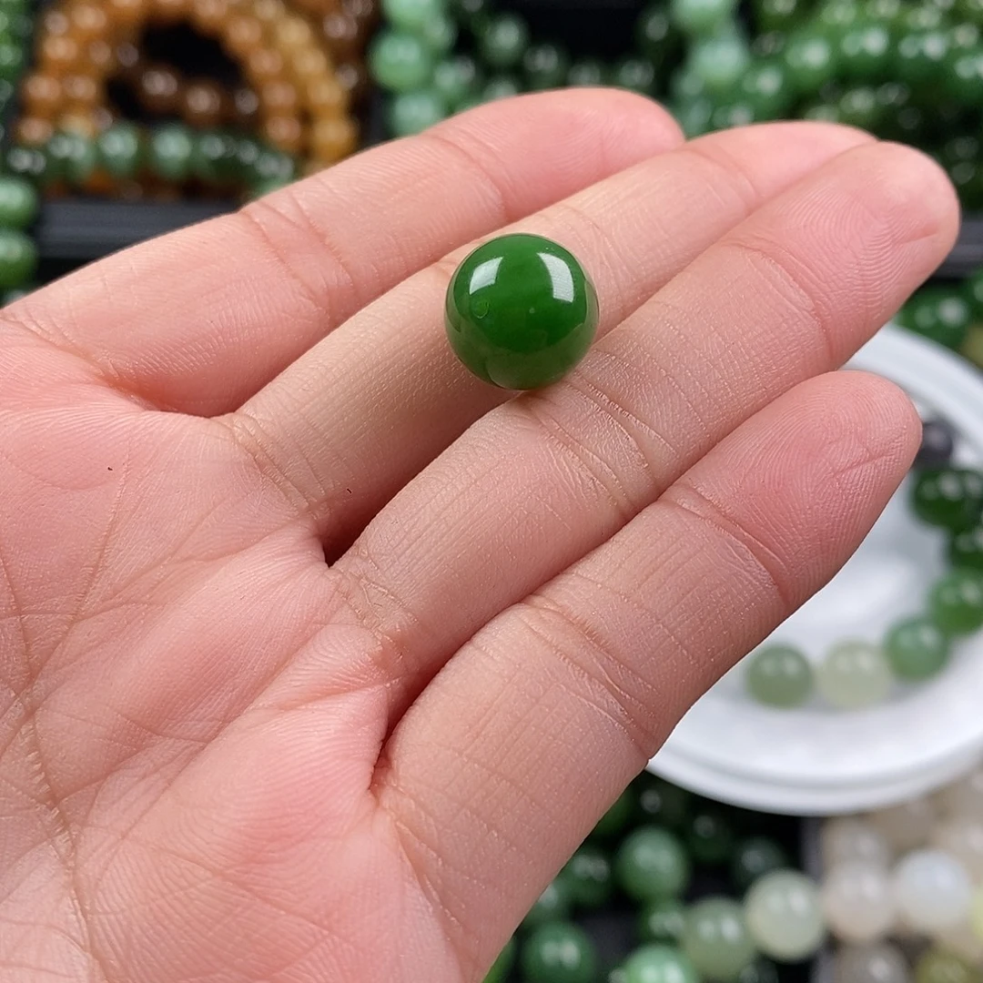 和田玉（碧玉）未镶嵌珠宝半成品