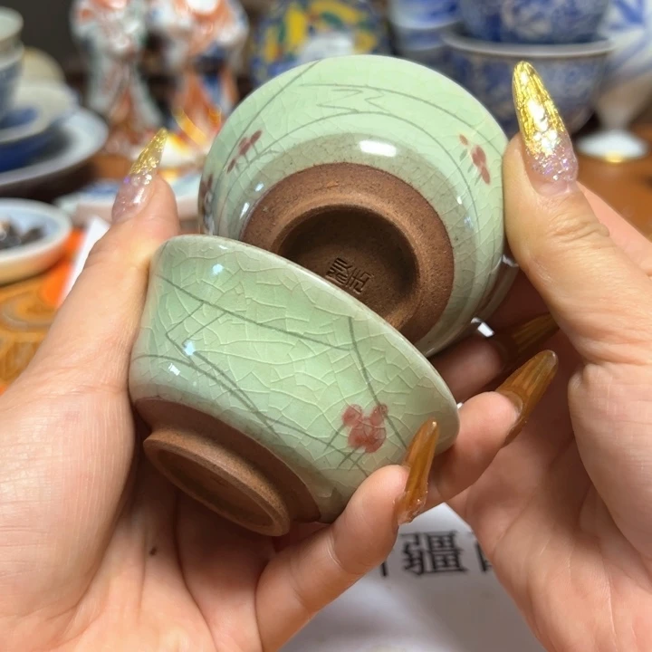 盖碗瓷器直播放漏中