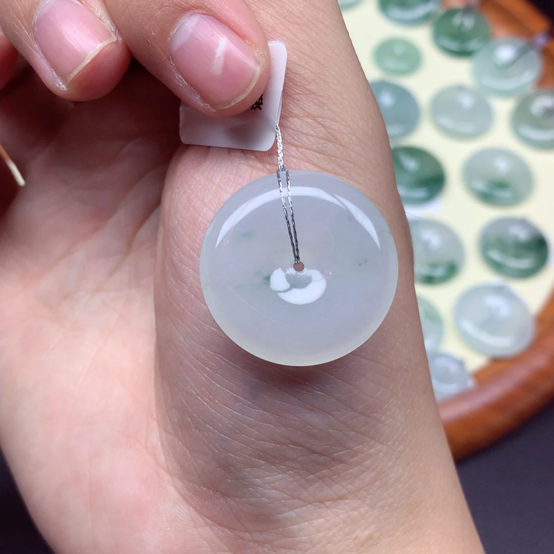 翡翠未镶嵌颈饰吊坠27/5.6mm