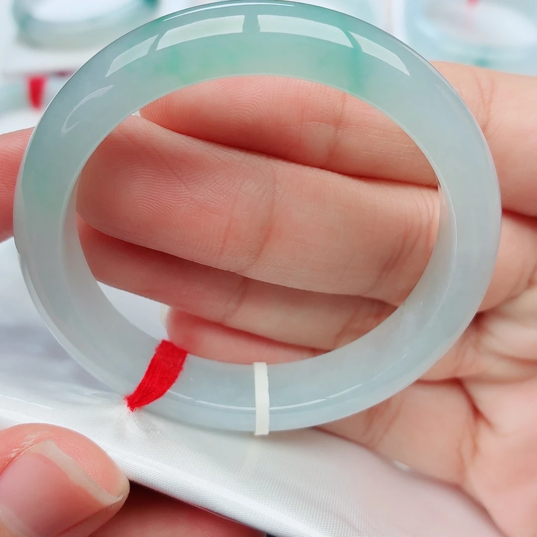 翡翠未镶嵌手镯天然翡翠手镯