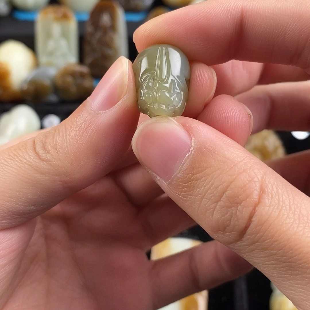 和田玉挂件未镶嵌