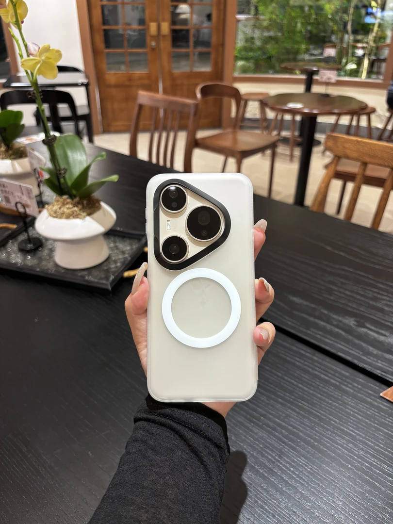 适用于华为P80pro+/PRO手机壳电镀镭射云朵P70pro磨砂磁吸手机壳