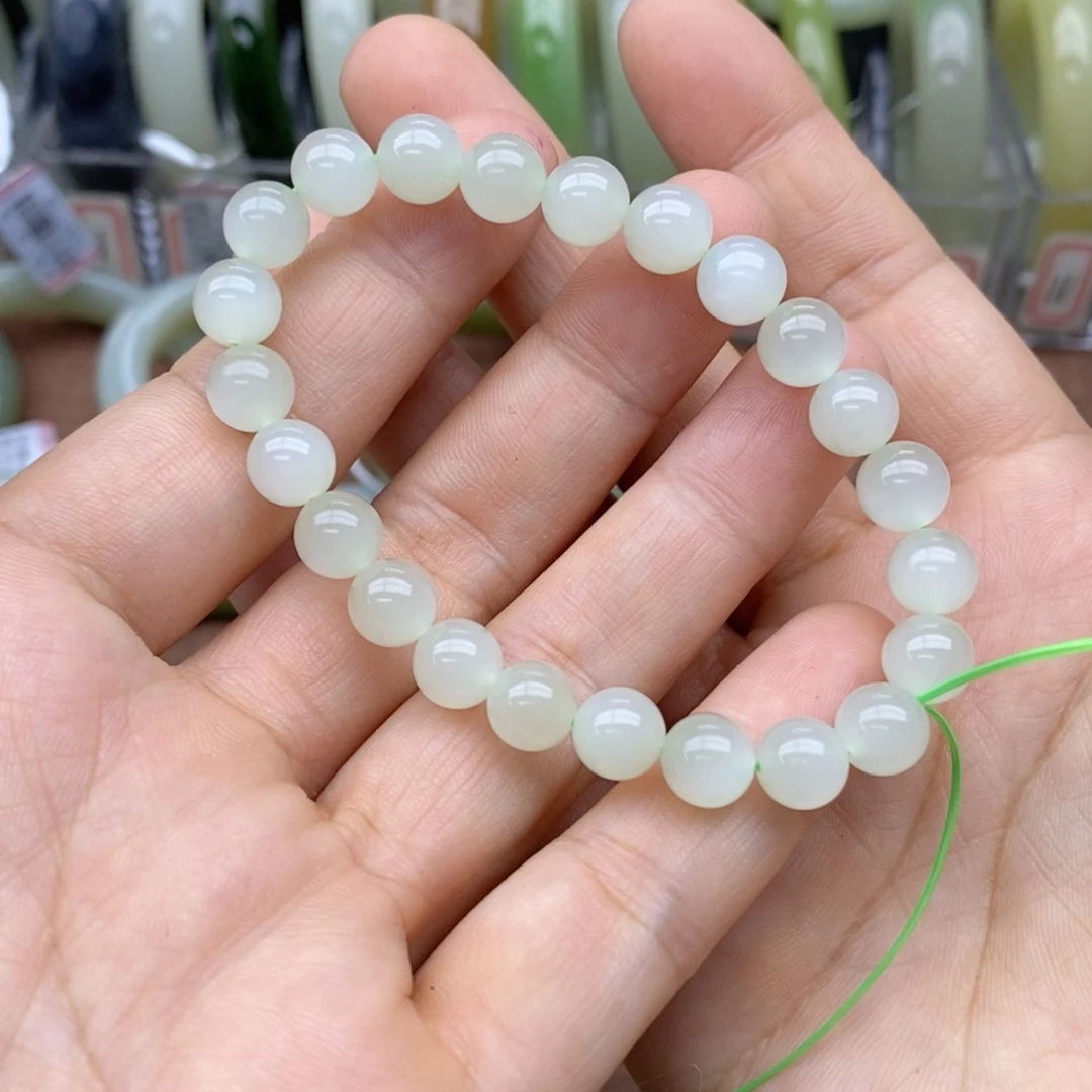 未镶嵌手链和田玉卡8
