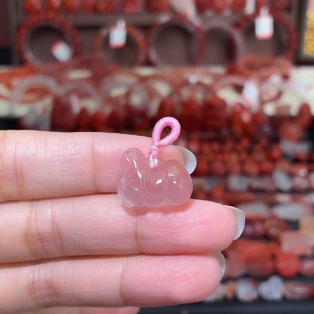 南红玛瑙未镶嵌颈饰马上有钱