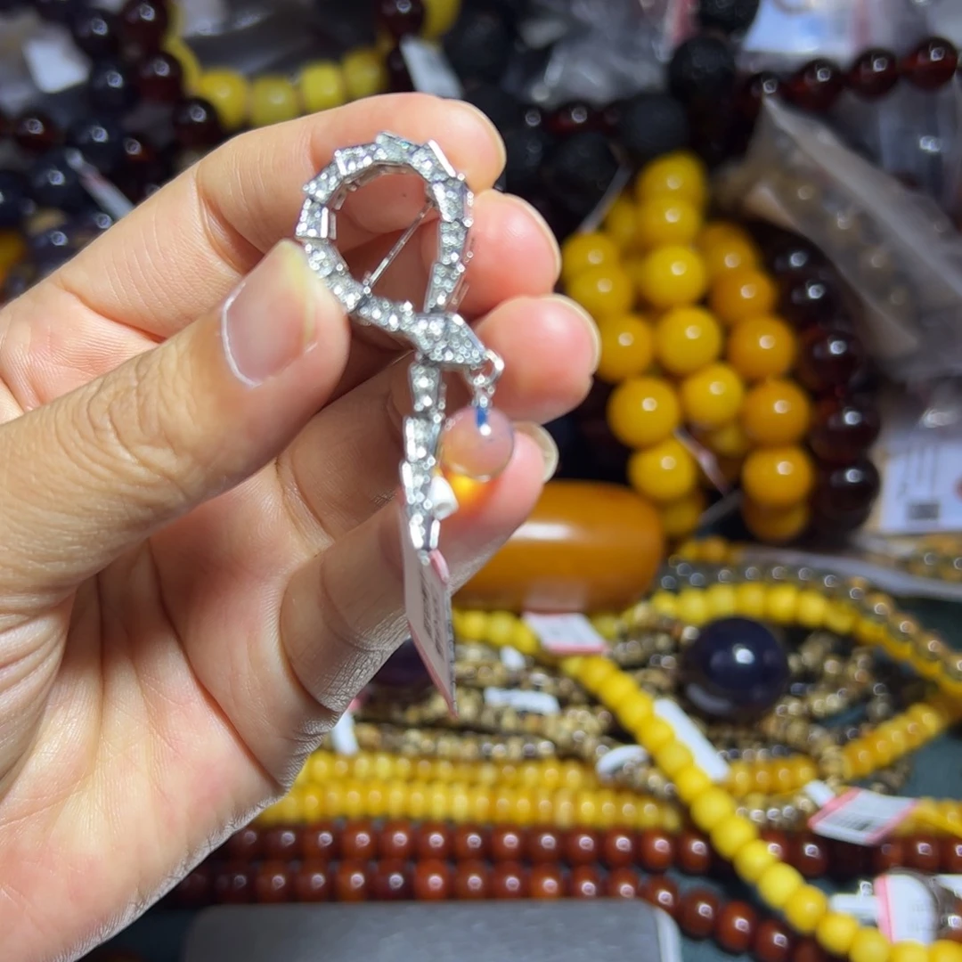 未镶嵌琥珀珠宝奇石459