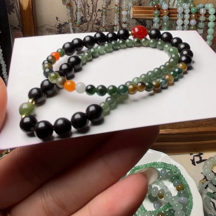 W***L翡翠未镶嵌手串翡翠