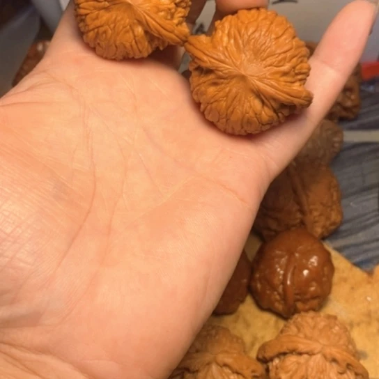 文玩核桃吊坠磨盘