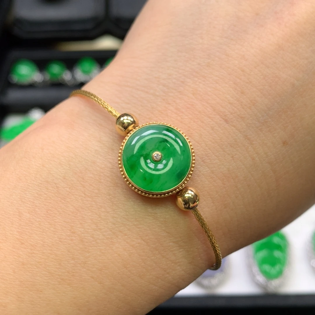 翡翠吊坠(不含链)18K金镶嵌