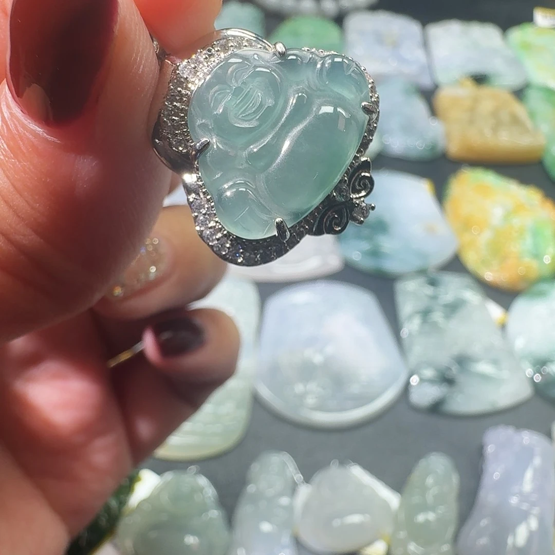 翡翠未镶嵌颈饰吊坠