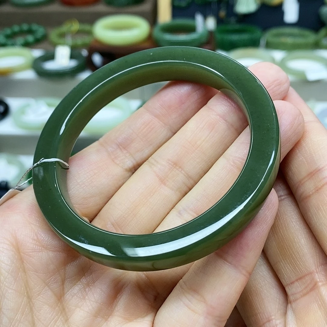 【闪购商品】未镶嵌手镯和田玉