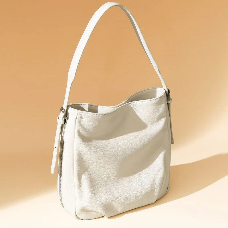 潮流时尚包包女高级感真皮单肩包上下班通勤腋下包简约百搭水桶包