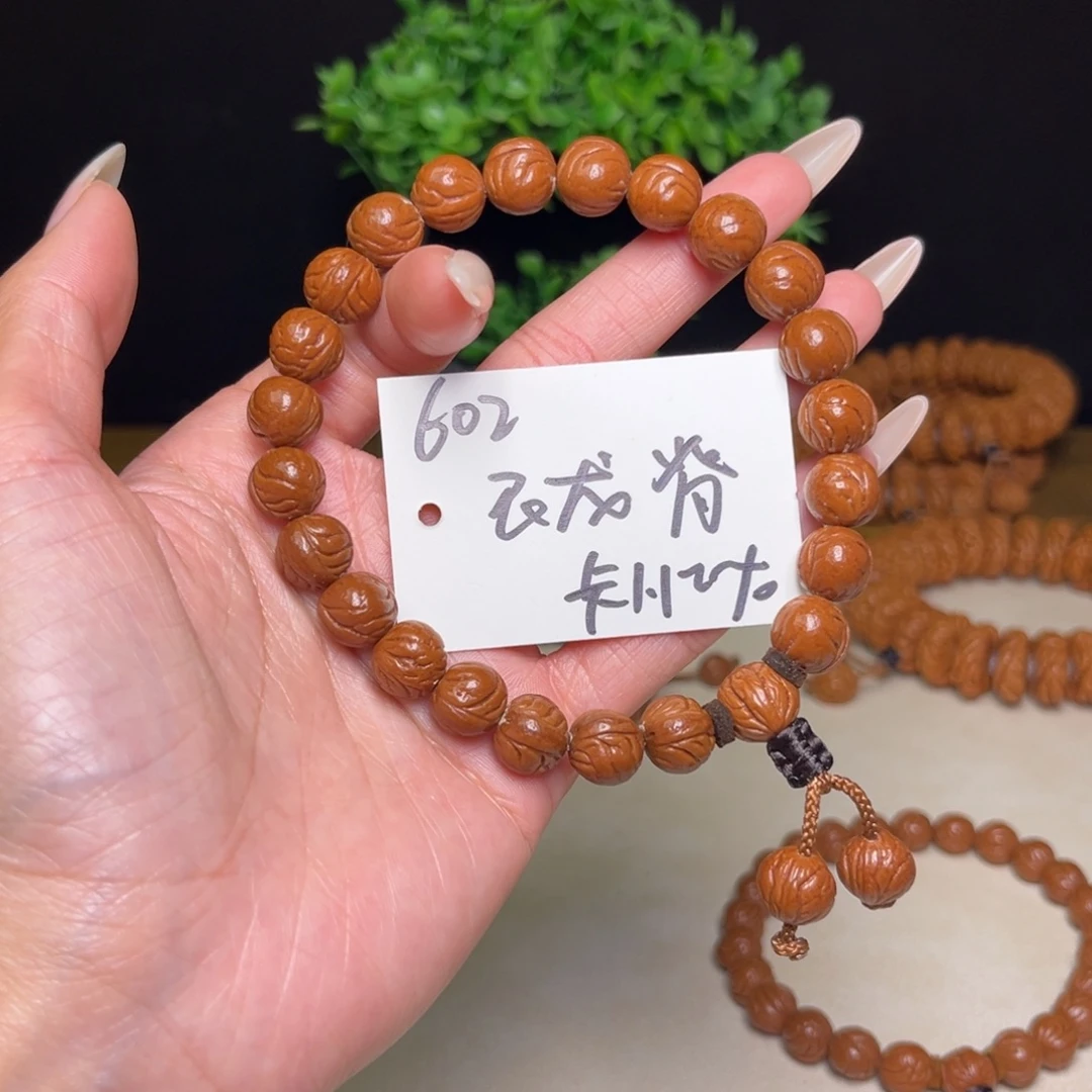 吊坠桃核秦岭野生龙纹桃核