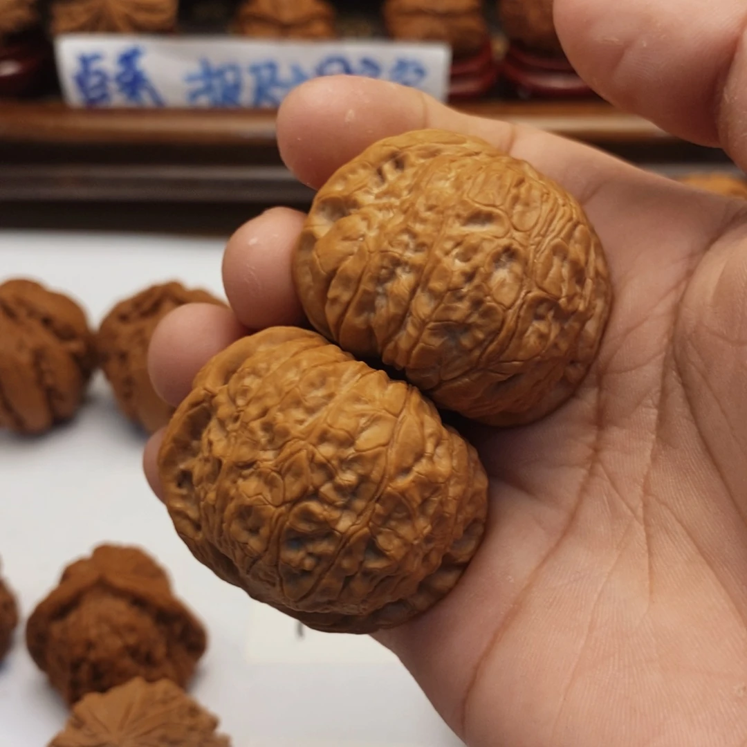 文玩核桃把件众南瓜墩