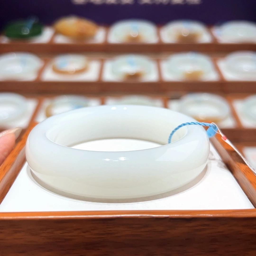 和田玉手镯57/58未镶嵌