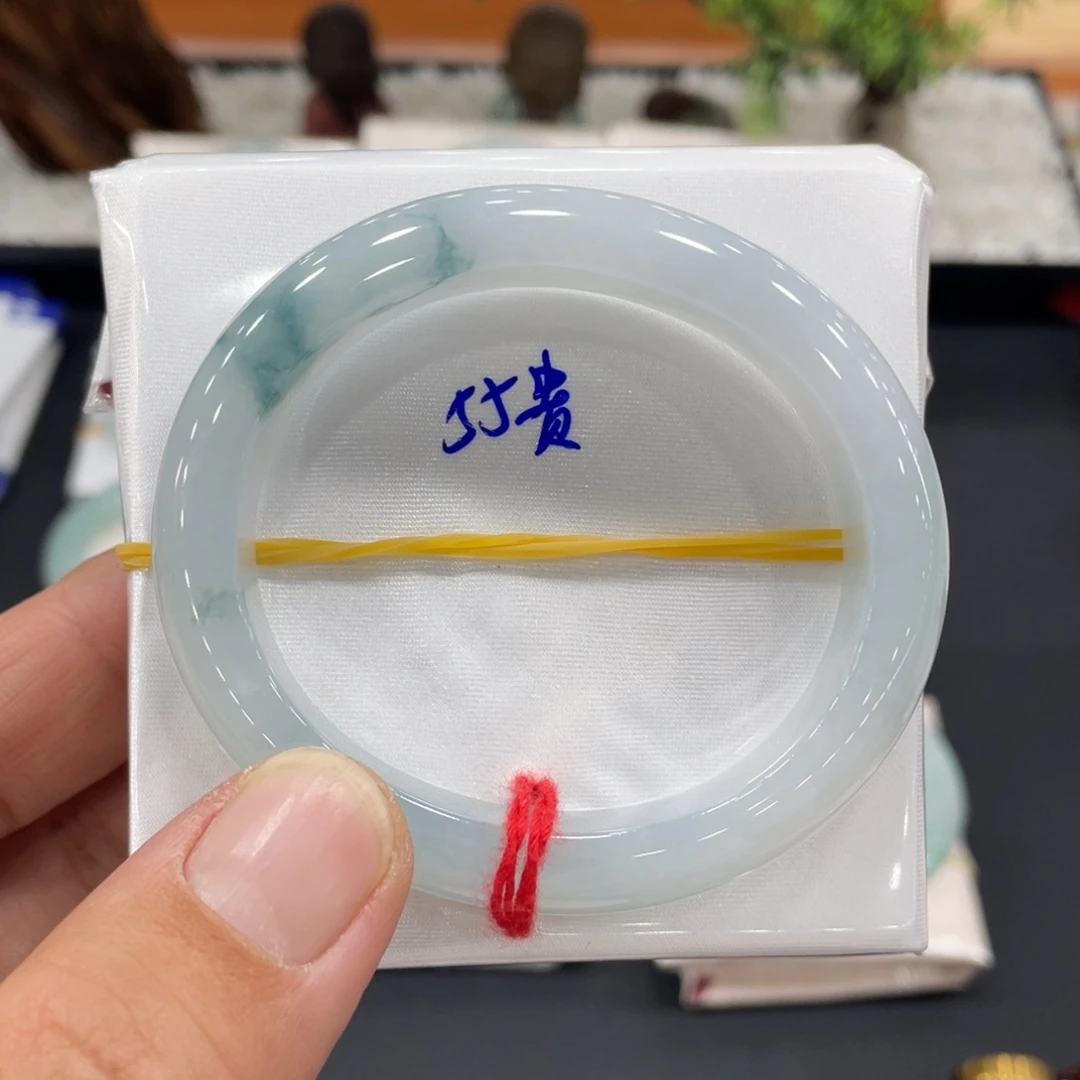 未镶嵌手镯翡翠翡翠