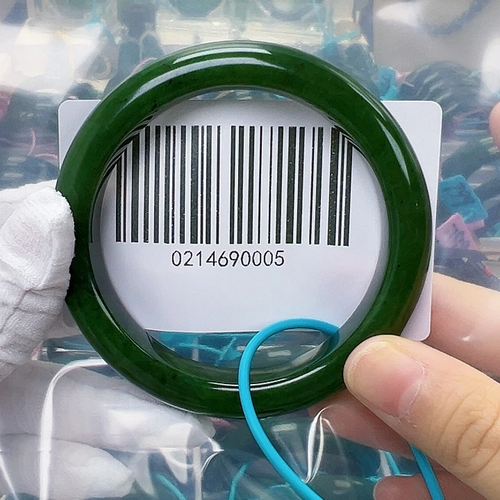 和田玉未镶嵌手镯微瑕5859