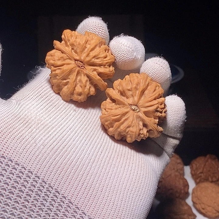 手串/手链核桃文玩核桃手把件王天吼