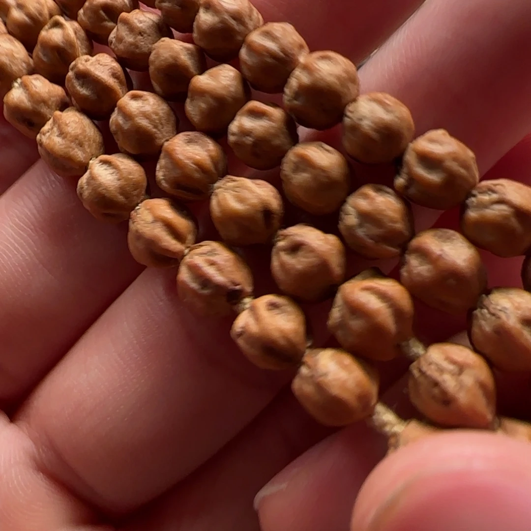 柏香籽/百香籽手串三*