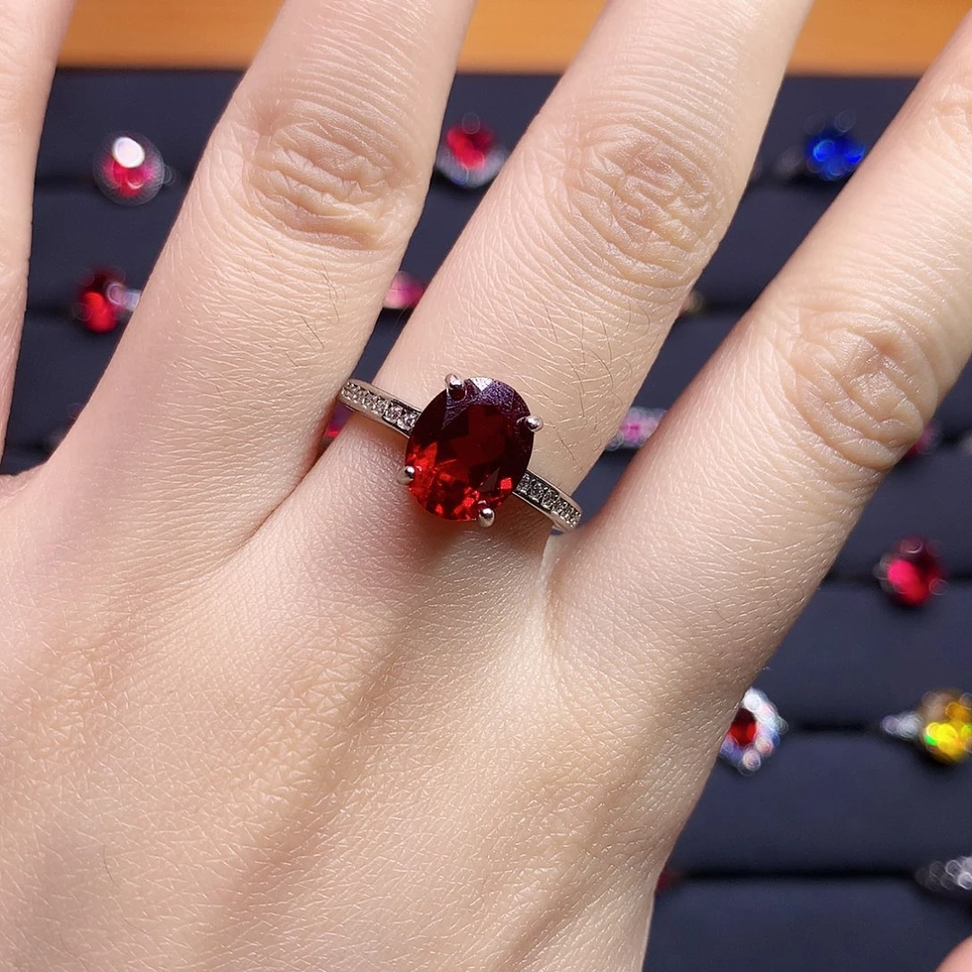 银S925镶嵌戒指红宝石