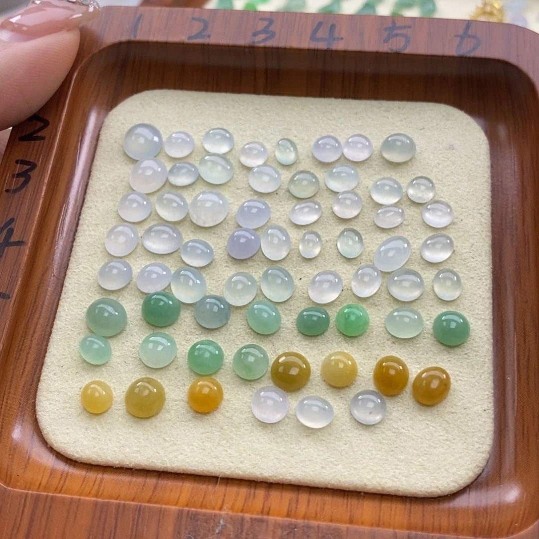 翡翠颈饰未镶嵌50一个可挑