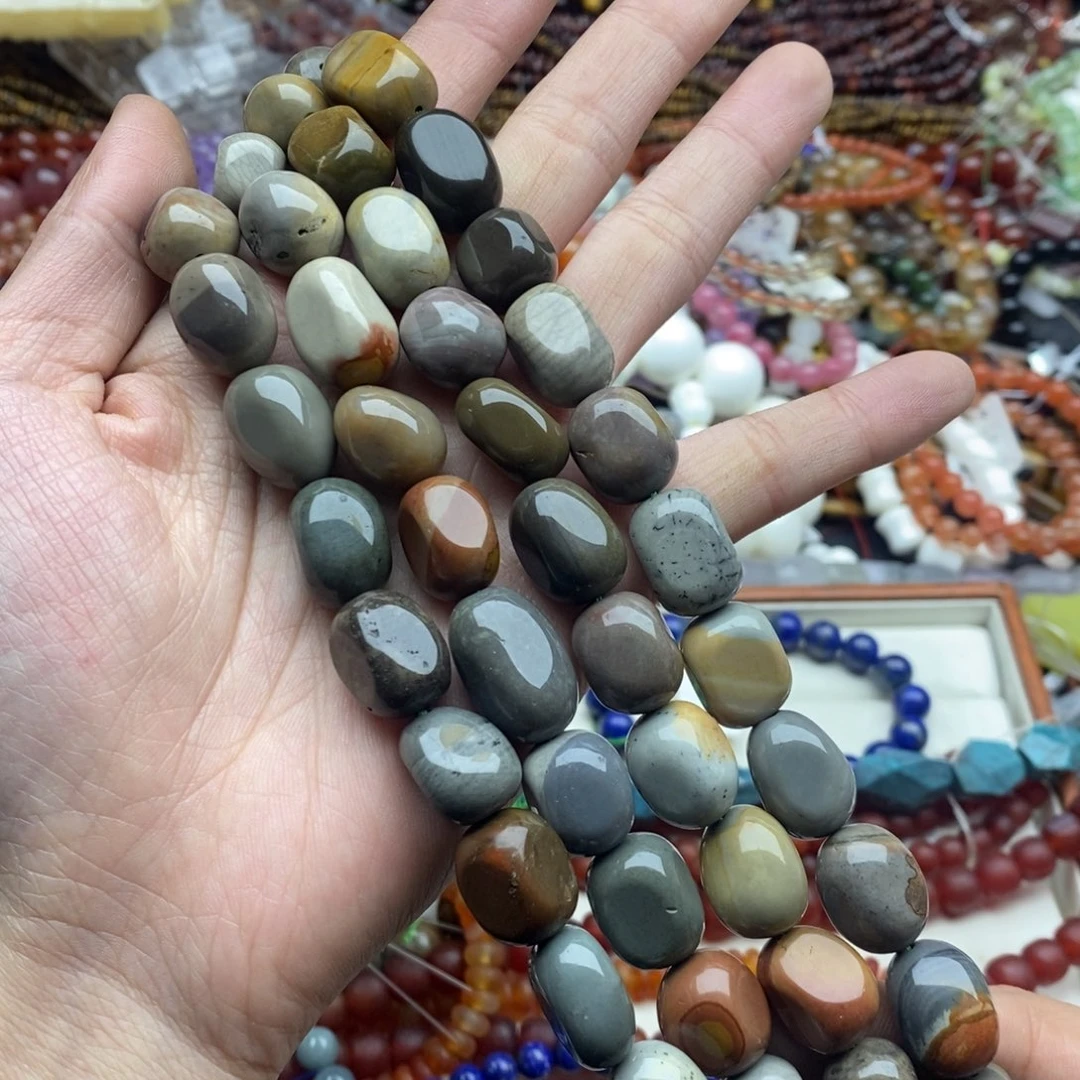 玛瑙/玉髓未镶嵌珠宝半成品一条天然阿拉善不规则