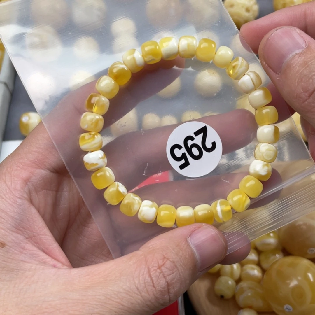 蜜蜡珠宝奇石未镶嵌